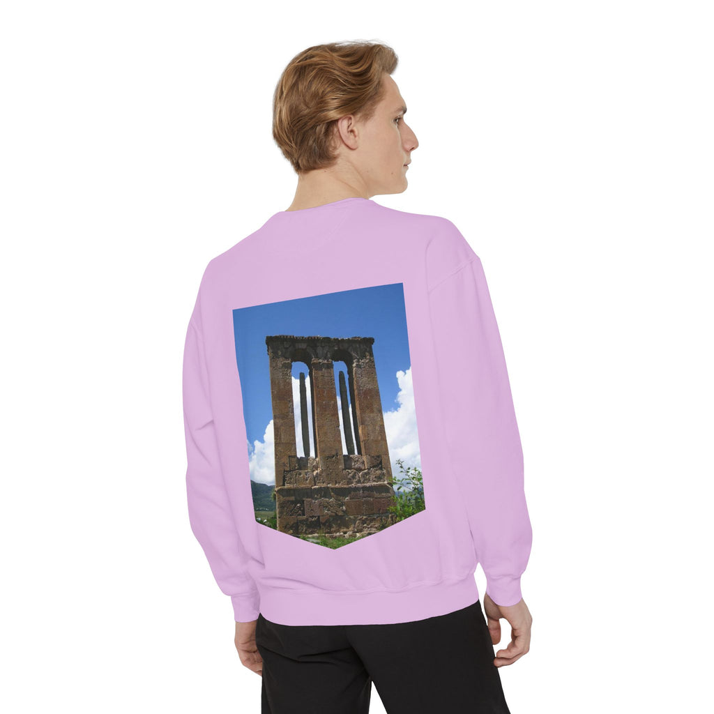 Ruins Photo Sweatshirt — Իմ սիրտը լեռներում է