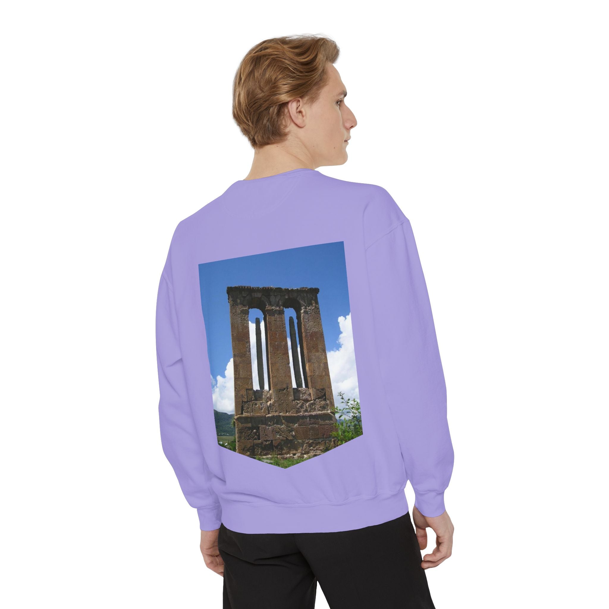 Ruins Photo Sweatshirt — Իմ սիրտը լեռներում է