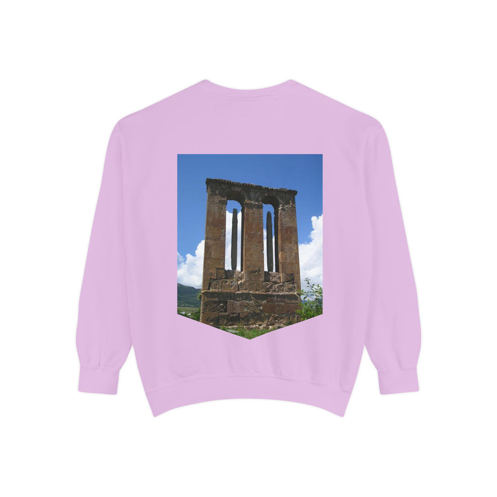Ruins Photo Sweatshirt — Իմ սիրտը լեռներում է