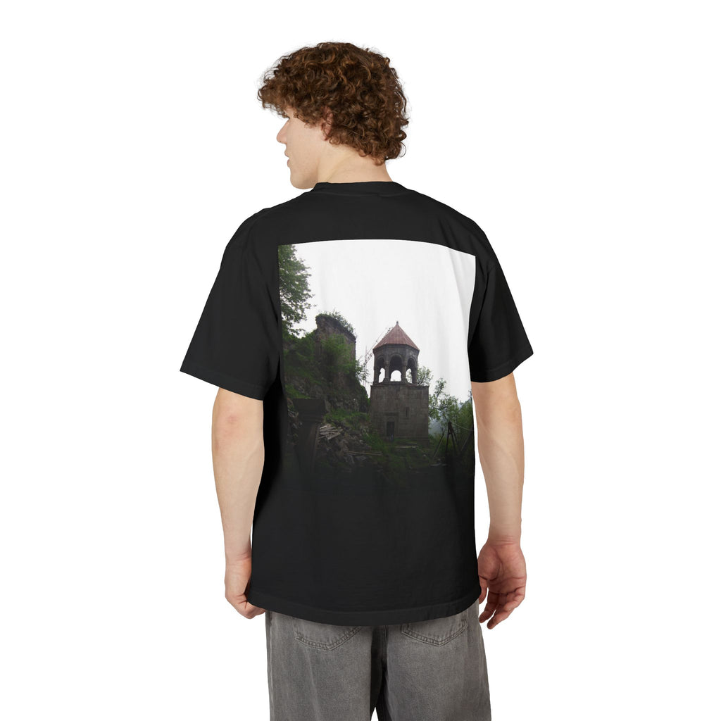 Vintage Castle Photo Graphic T-Shirt — Պահպանիր քո ինքնությունը