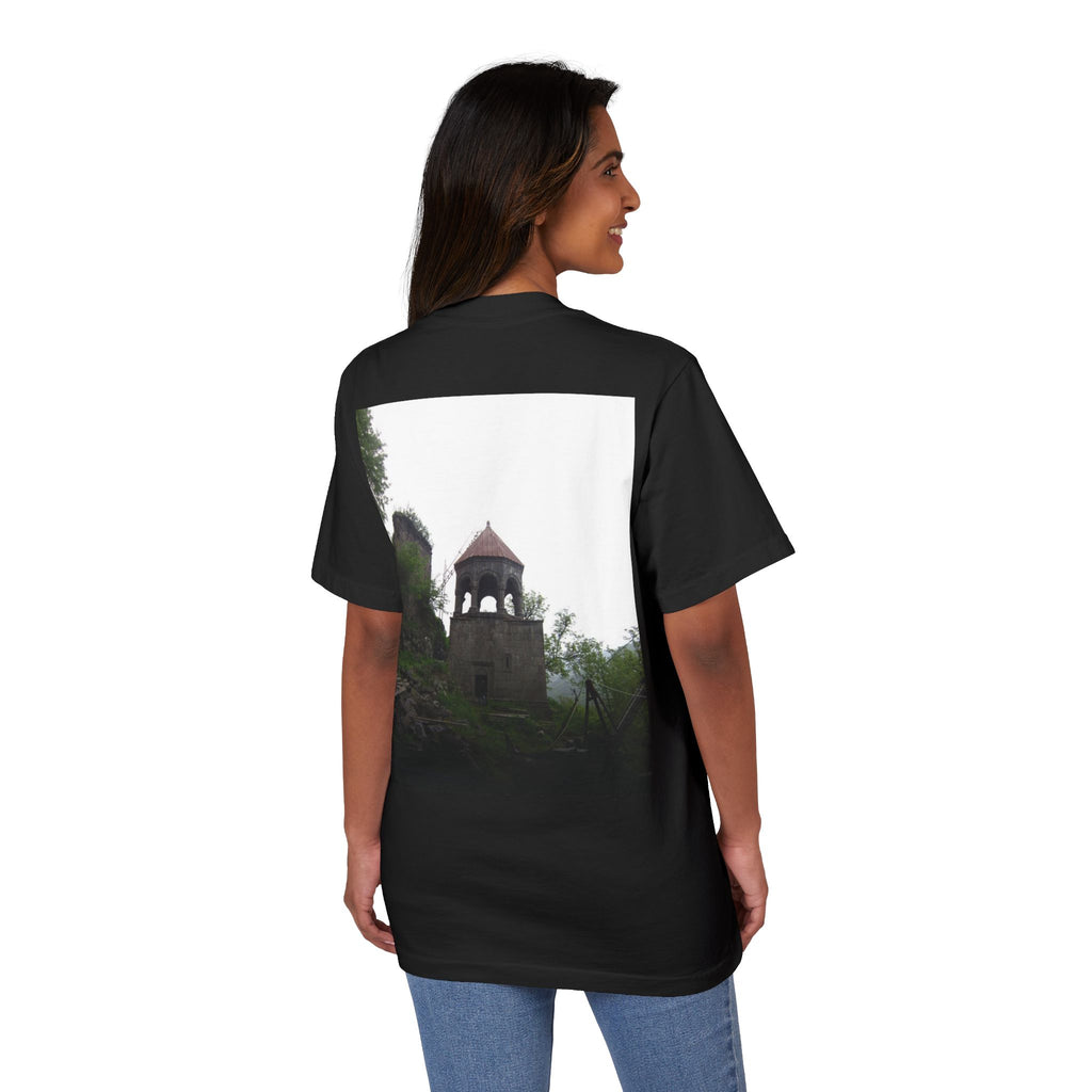 Vintage Castle Photo Graphic T-Shirt — Պահպանիր քո ինքնությունը