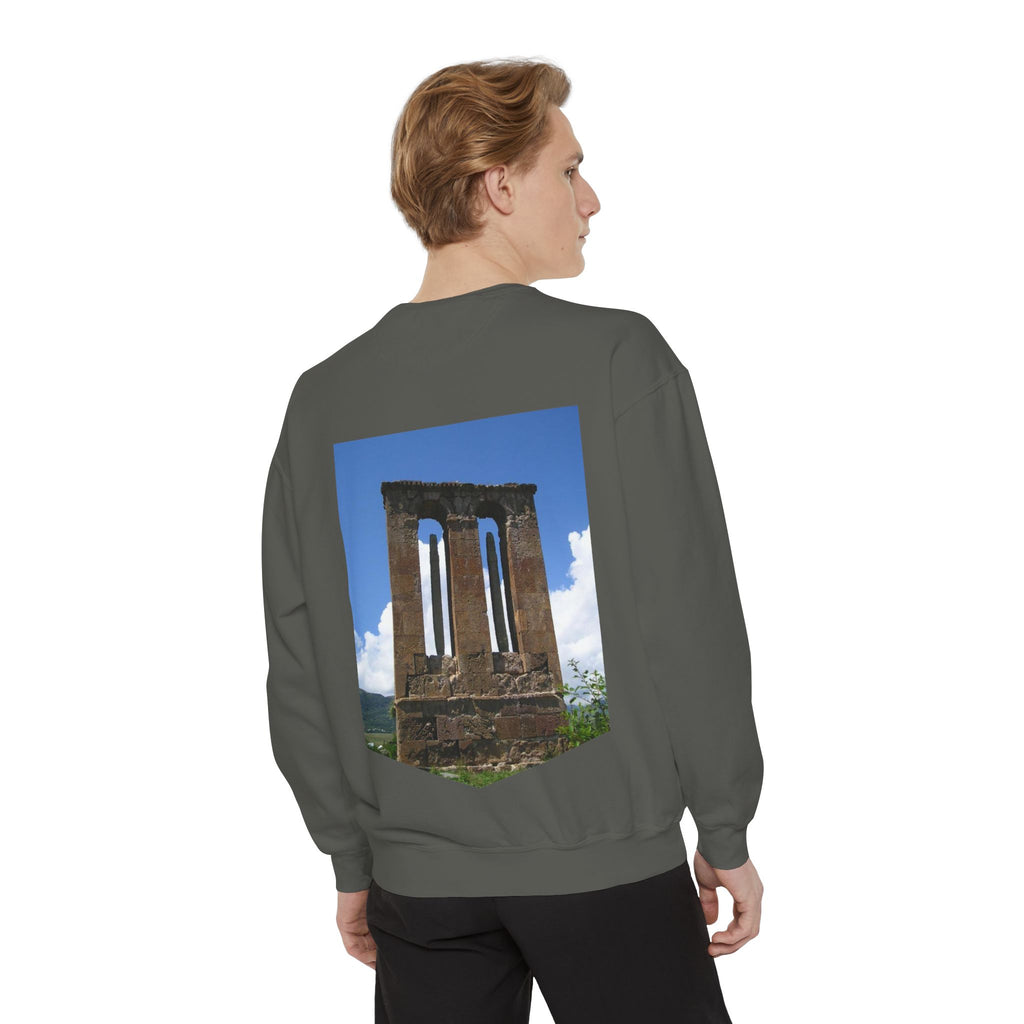 Ruins Photo Sweatshirt — Իմ սիրտը լեռներում է