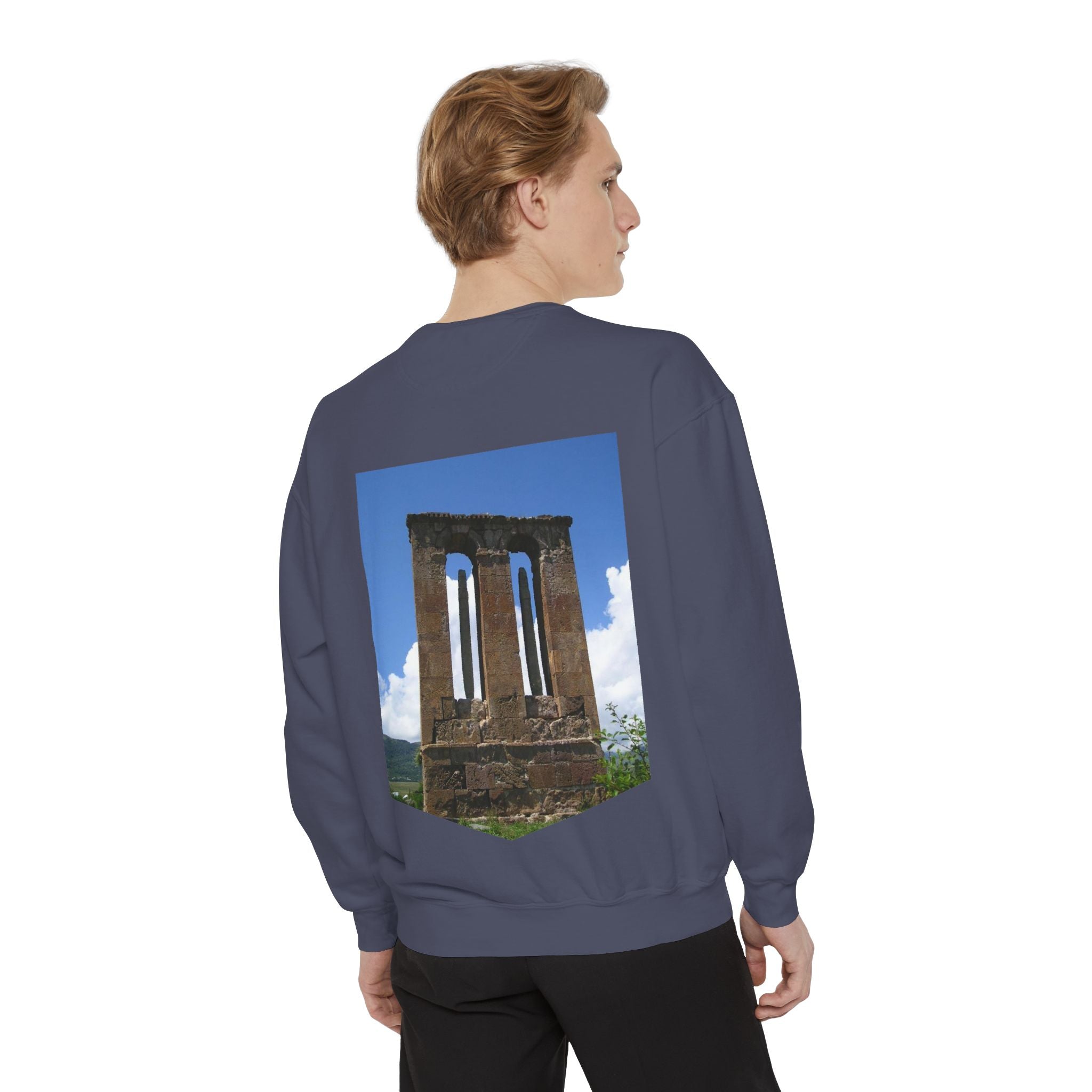 Ruins Photo Sweatshirt — Իմ սիրտը լեռներում է